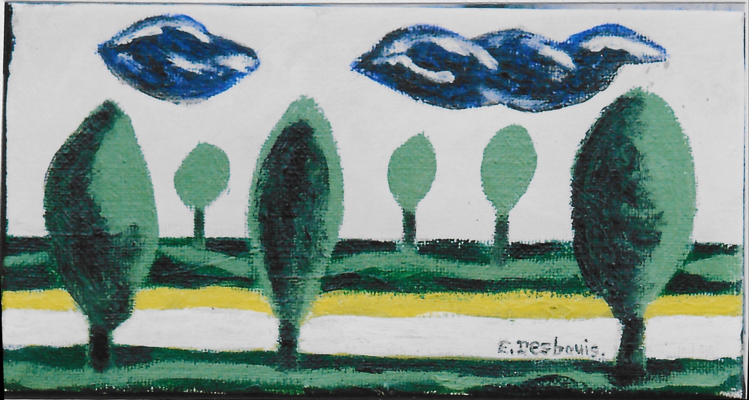 Trois arbres en premier plan, trois en arrière plan, deux nuages bleu et blanc