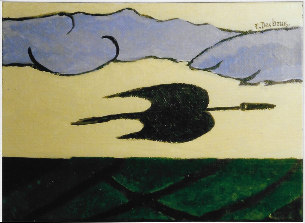 Un oiseau noir en vol au centre, balde noir en bas, bande bleu nuageuse en haut