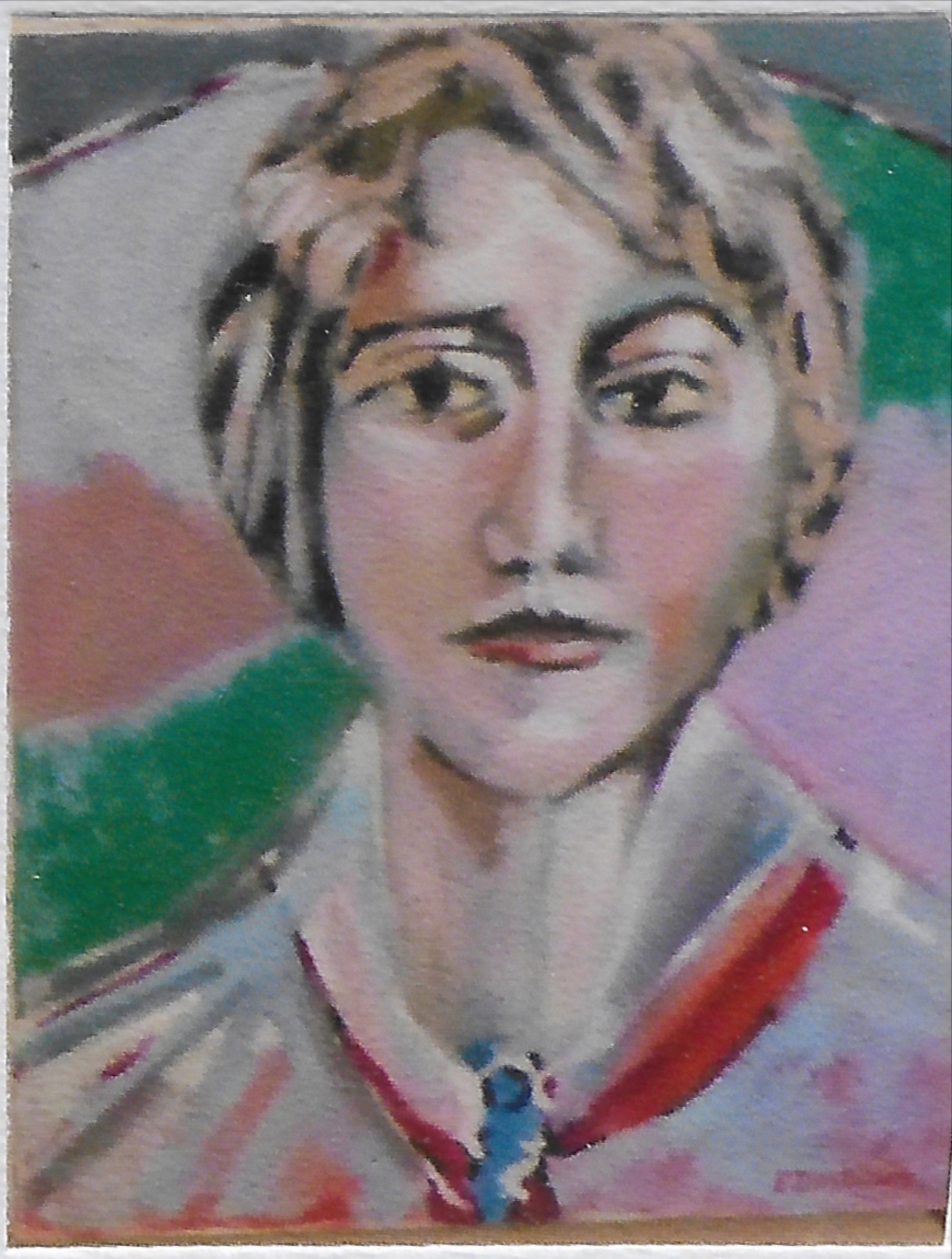 portrait femme cheveu court, beige et noir, fond géométrique vert, rose et gris, col rouge et blanc avec broche grise au centre