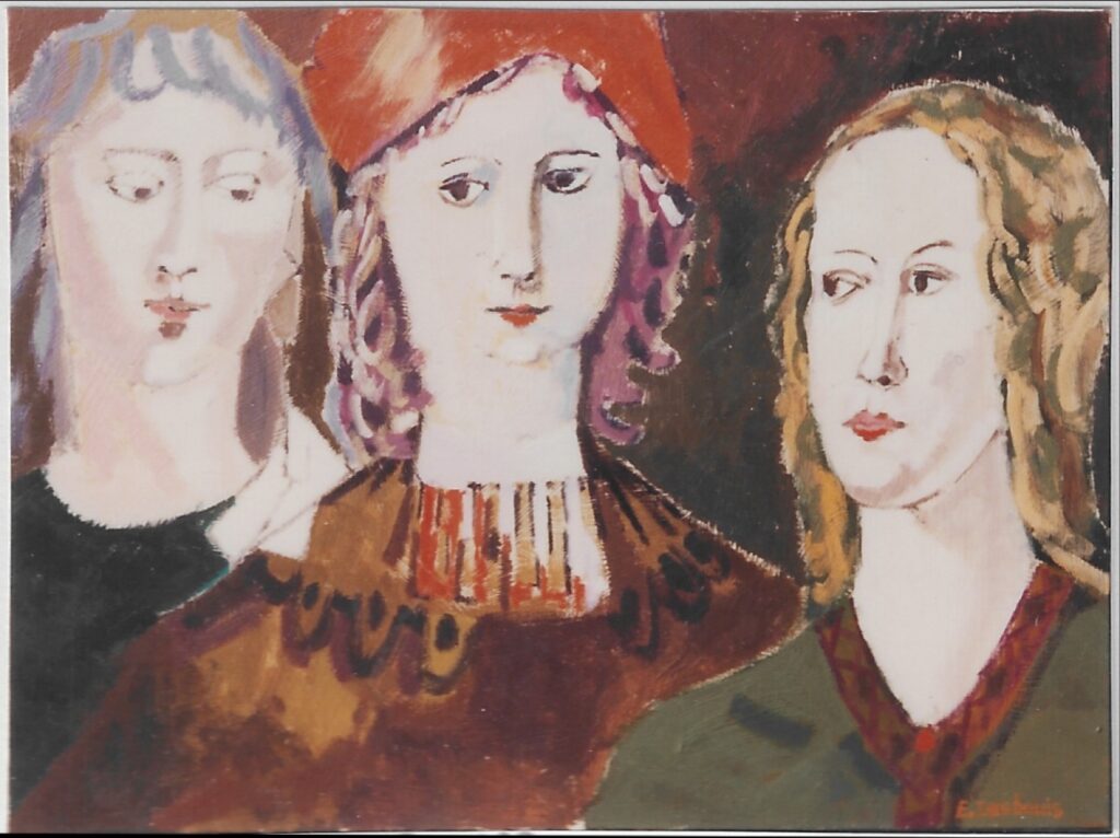 Portrait de trois femmes, celle de gauche, pâle, cheveux gris, pull noir, regard baissé vrs celle du milieu. Au milieu femme avec un chapeau rouge, vêtement marron, plastron rayé, celle de droite, de trois quart, regarde celle du milieu, blonde, cheveux long, vêtement vert àcol V « médiéval »rouge et noir